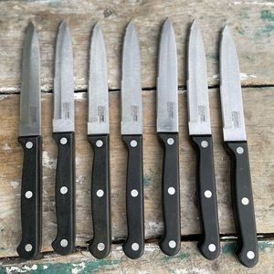 Vintage Home Essentials Serrated Knives set of 7